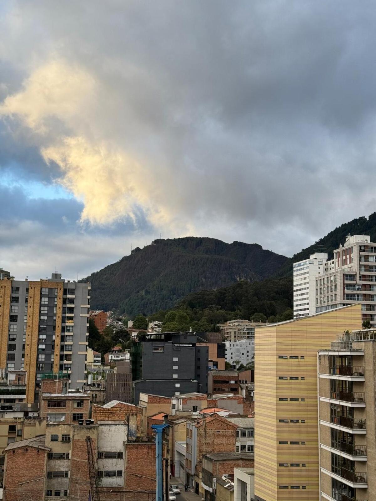 Aparta Area Downtown *